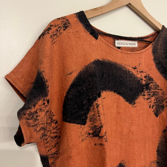 Indigo & Snow Handpainted Boxy Top Size S - Picture 3 of 5